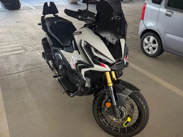 Year unknown Honda X-ADV - Bidding (1/1)