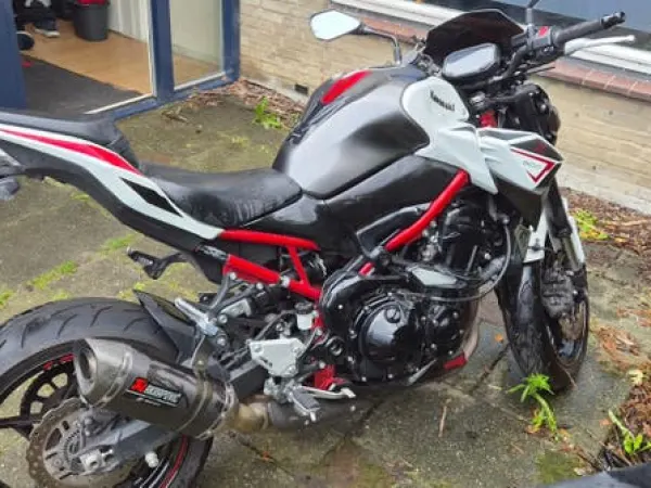 2022 Kawasaki Z 900 - €8,900 · Bidding (1/1)