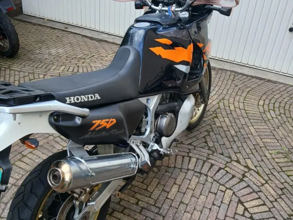 1997 Honda XRV 750 - €4,250 (1/1)