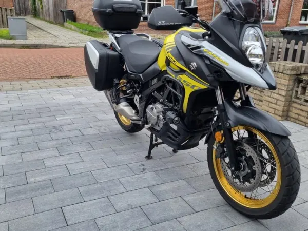 2017 Suzuki V-Strom 650 - €6,250 · Bidding (1/1)