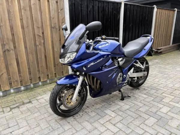 2000 Suzuki GSF 600 Blauw - €2,500 · Bidding (1/1)