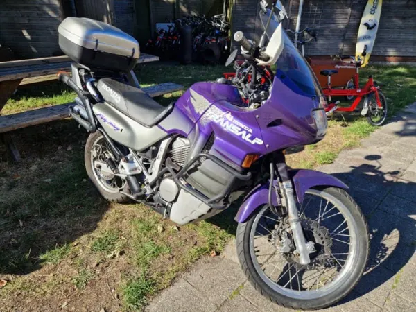 Bouwjaar onbekend Honda Transalp 600 - € 2.750 · Bieden (1/1)