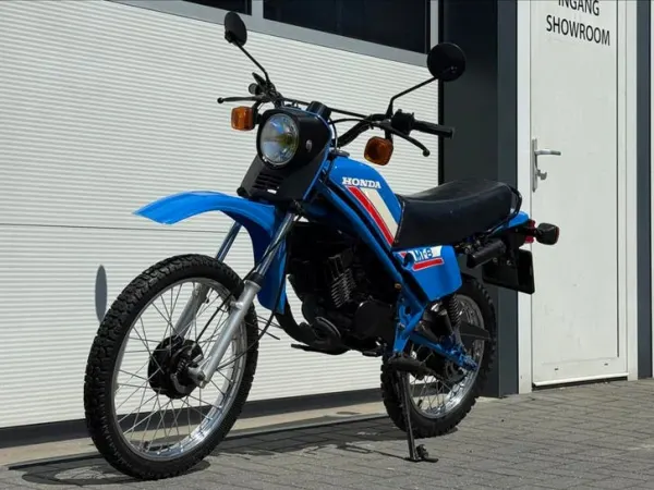 Bouwjaar onbekend Vent Schitterende Volledig Originele Honda MT8 HD02 - € 5.450 (1/1)
