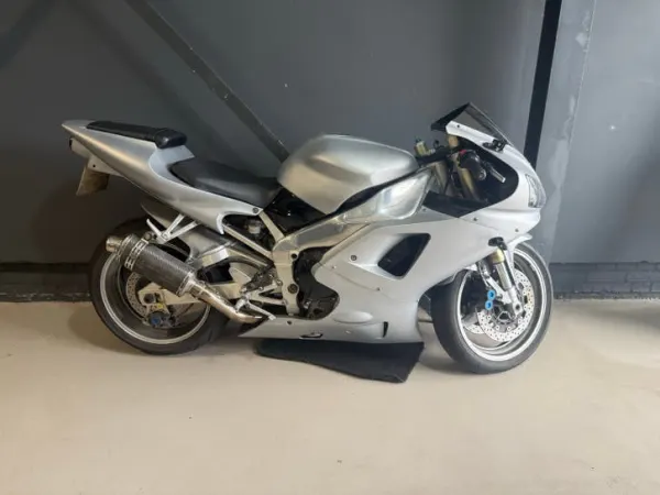 1999 Yamaha R1-Mat zilver, Goede Staat - Bidding (1/1)