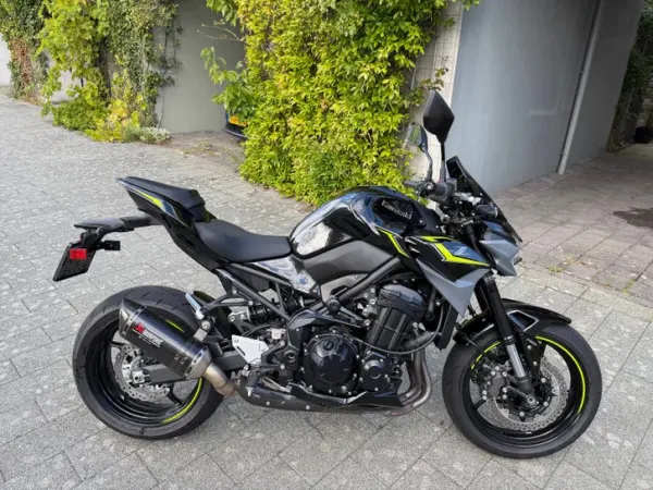 Year unknown Kawasaki Z900 Performance 2024, 2.667km, 1e Eigenaar | A2 - €9,950 (1/1)