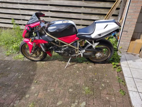 Year unknown Ducati 748 - Bidding (1/1)