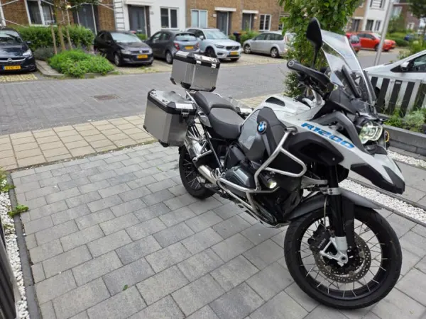 2014 BMW R1200 GS Adventure met Koffers - € 13.000 (1/1)