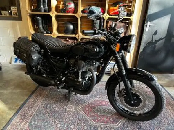 2015 Kawasaki W800 - €6,750 (1/1)
