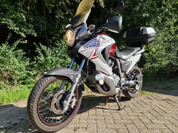 2011 Honda Transalp xl 700 v xl700v abs 2011 Handvatverwarming - € 3.950 (1/1)
