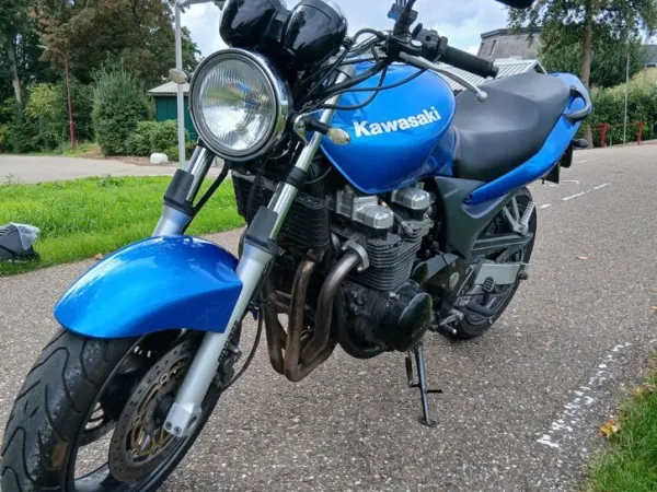 Bouwjaar onbekend Kawasaki ZR-7 - € 1.200 · Bieden (1/1)