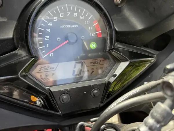 2016 Honda CBR 300 R - €2,300 (1/1)