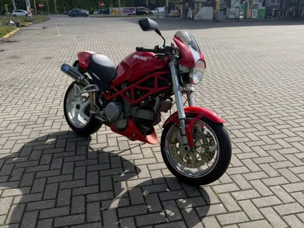 2006 Ducati Monster S2R 800 - €2,750 · Bidding (1/1)
