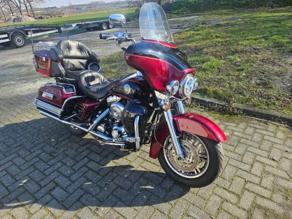 Year unknown Harley-Davidson Flhtc - €9,500 · Bidding (1/1)