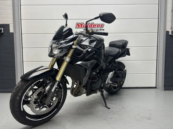 2014 Suzuki GSR 750 - €5,250 · Bidding (1/1)