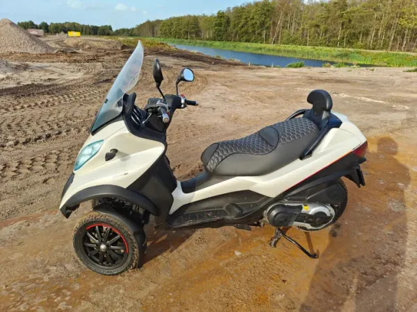 2012 Piaggio MP3 - Bidding (1/1)