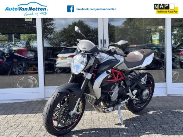 2014 MV Agusta Brutale 800 Trepistoni, ABS, TC, Quickshifter - € 6.950 (1/1)