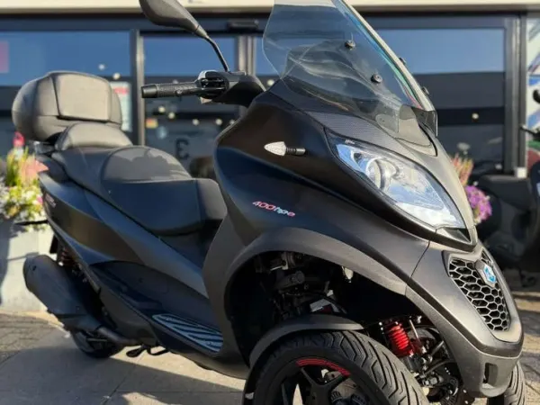 2021 Piaggio MP3 400 - €6,750 (1/1)