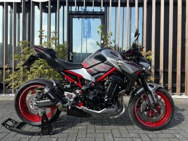 2023 Kawasaki Z900-2023-Nieuwstaat-Bodis Einddemper z800 z650 - € 9.490 (1/1)
