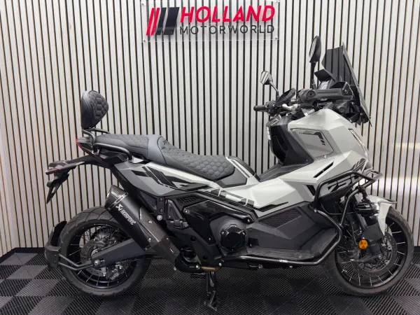 2026 Honda X-ADV - €18,750 · Bidding (1/1)