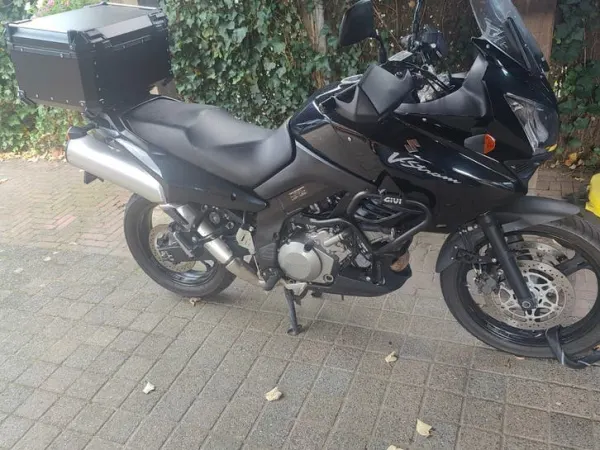 2006 Suzuki DL 1000 V-Strom-Zeer Nette Staat met Topkoffer - € 3.850 (1/1)