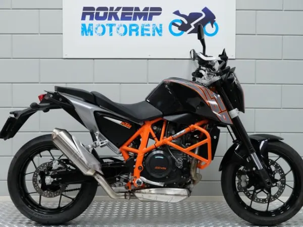 2013 KTM 690 Duke ABS (bj 2013) - € 4.499 · Bieden (1/1)