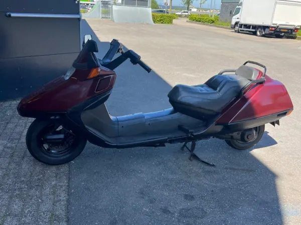 Bouwjaar onbekend Honda cb500 Four 1976 ,moto Guzzi custom,helix Custom - € 2.800 · Bieden (1/1)