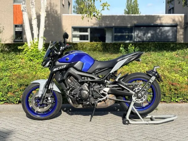 2020 Yamaha MT 09 - € 8.295 (1/1)