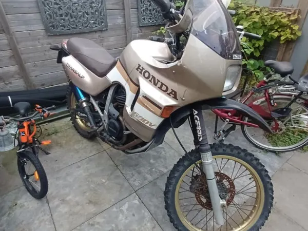 1989 Honda Transalp - € 800 · Bieden (1/1)