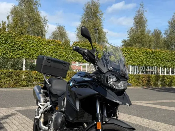 2024 BMW F 800 GS 2024 Triple Black | 12.995 km | Zeer Compleet - €13,250 · Bidding (1/1)