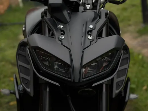 2018 Yamaha MT-09 2018 Akrapovič 13.783 km - Bieden (1/1)