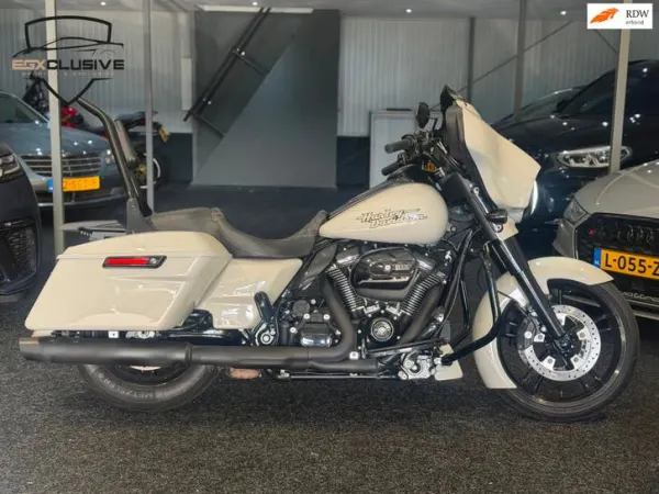 2017 Harley-Davidson Street Glide - € 24.950 (1/1)