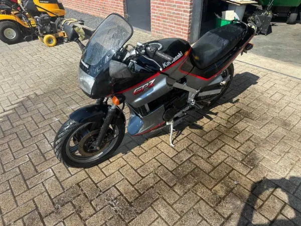 Bouwjaar onbekend Kawasaki Gpz 500 Motorfiets - Prijs op aanvraag (1/1)
