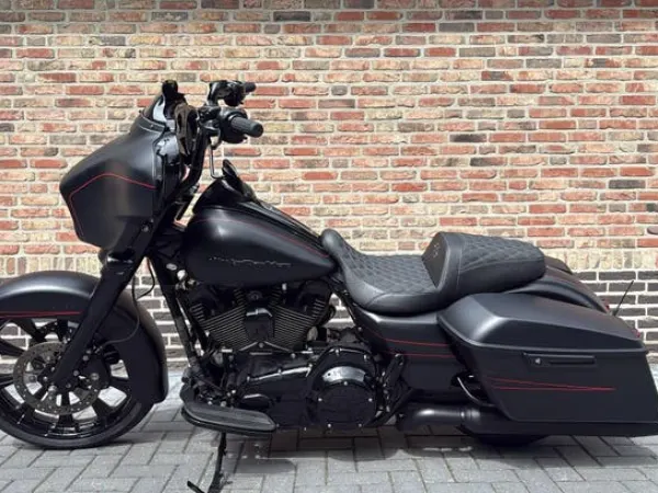 2016 Harley-Davidson 103 FLHX Street Glide 21INCH APE Matt Black - €17,945 · Bidding (1/1)
