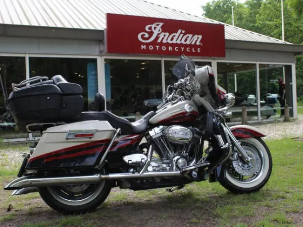 2006 Harley-Davidson Electra Glide FLHTCUSE - € 10.950 · Bieden (1/1)