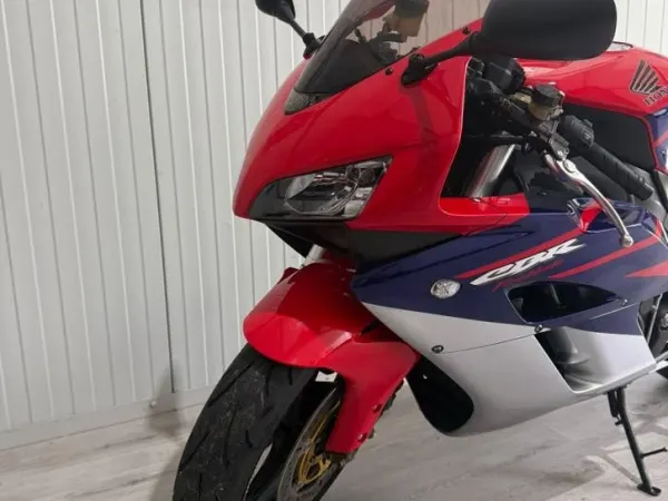 2004 Honda CBR1000rr - €5,990 (1/1)