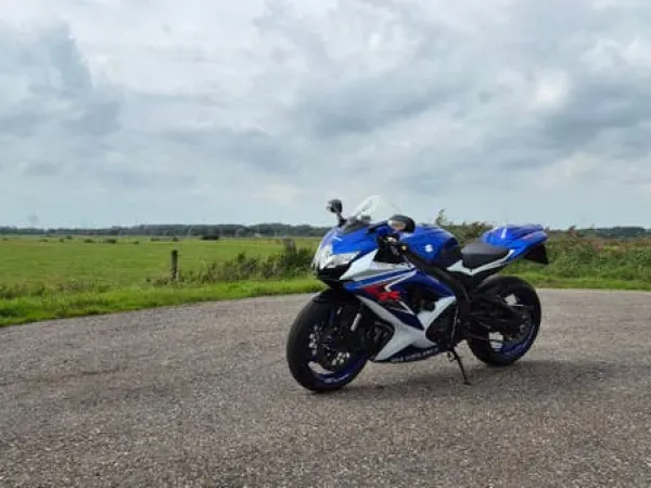 Bouwjaar onbekend Suzuki GSXR750 K8 2008-Fijn Werkende Sportmotor - € 7.500 · Bieden (1/1)