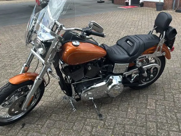 2015 Harley-Davidson Dyna Low Rider | 17000 km | Origineel NL - € 13.500 (1/1)