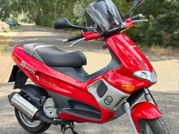 Year unknown Piaggio ✅ Zeer Nette Gilera Runner FX 172cc 2takt (6200KM) A1! ✅ - €3,650 · Bidding (1/1)