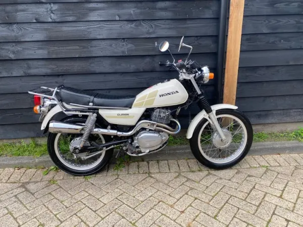 Year unknown Honda CL 250 - €2,350 (1/1)