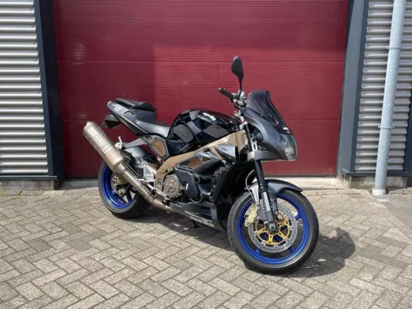 2003 Aprilia RSV 1000 Tuono - €2,500 (1/1)