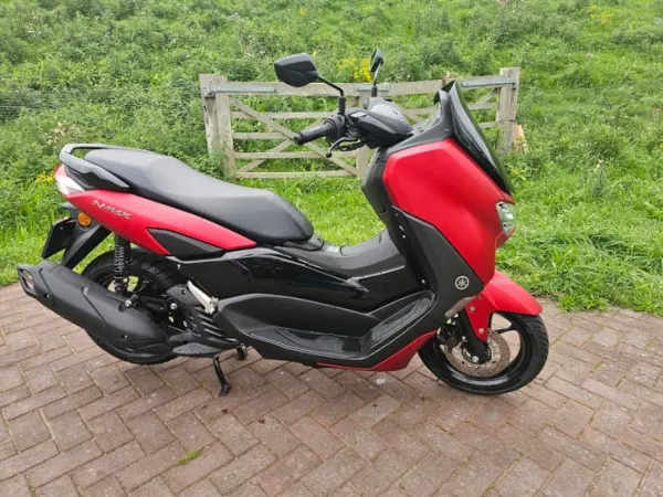 2019 Yamaha Nmax 125 - €2,899 · Bidding (1/1)