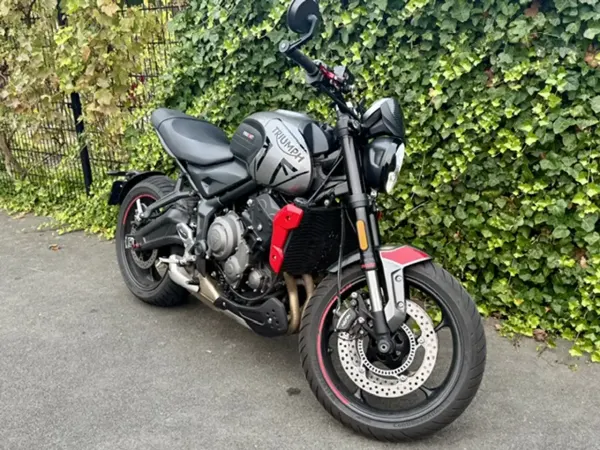 2021 Triumph Trident 660 - € 7.500 · Bieden (1/1)