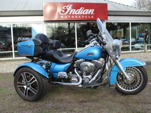 2011 Harley-Davidson Road King Trike FLHRC - €21,500 · Bidding (1/1)