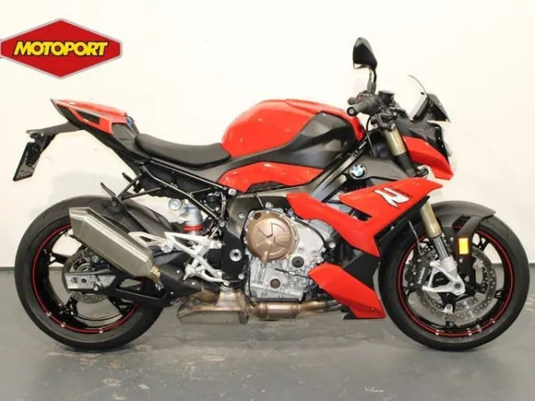 2022 BMW S 1000 R (bj 2022) - €16,490 · Bidding (1/1)