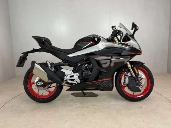 2026 Cfmoto 450 SR - € 7.199 (1/1)