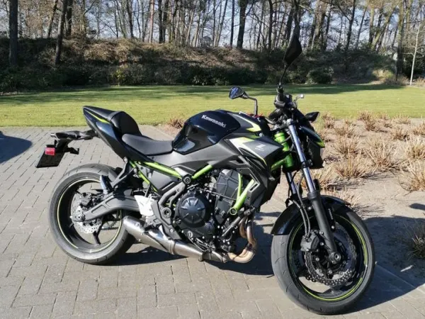 2022 Kawasaki Z 650 - €7,200 (1/1)