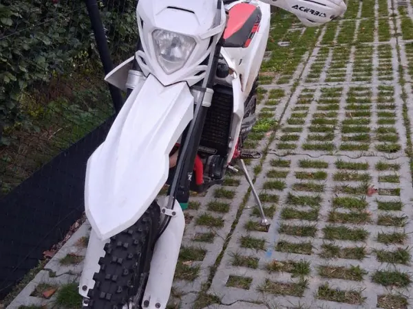 2019 Beta RR390 - €4,500 · Bidding (1/1)