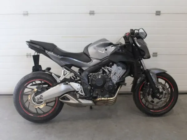 2016 Honda CB 650 F - € 1.950 (1/1)