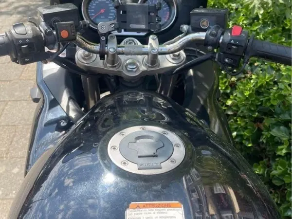 2005 Suzuki Bandit 1200 - € 1.700 · Bieden (1/1)