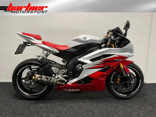 2006 Yamaha YZF R6 - €6,290 (1/1)
